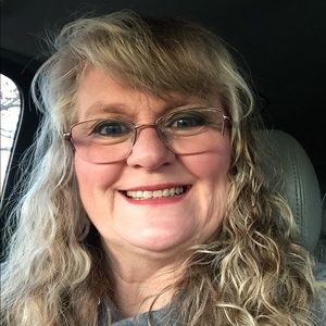 Meet your Posher, Sandy